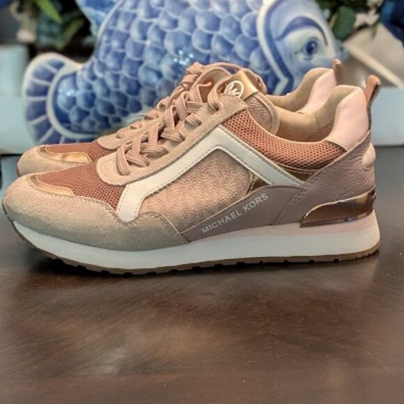 P10 MICHAEL KORS WILMA Trainer Sneakers - Picture 6 of 10